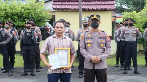 Aksi Heroik Gunawan, Kapolres Ketapang Berikan Penghargaan