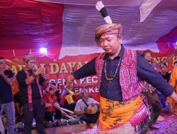 Sekda Ketapang Secara Resmi Menutup Gawai Dayak Bejujokng Ke-XII