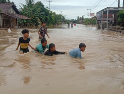 Pesisir Selatan di Landa banjir, Ketinggian mencapai 1 meter